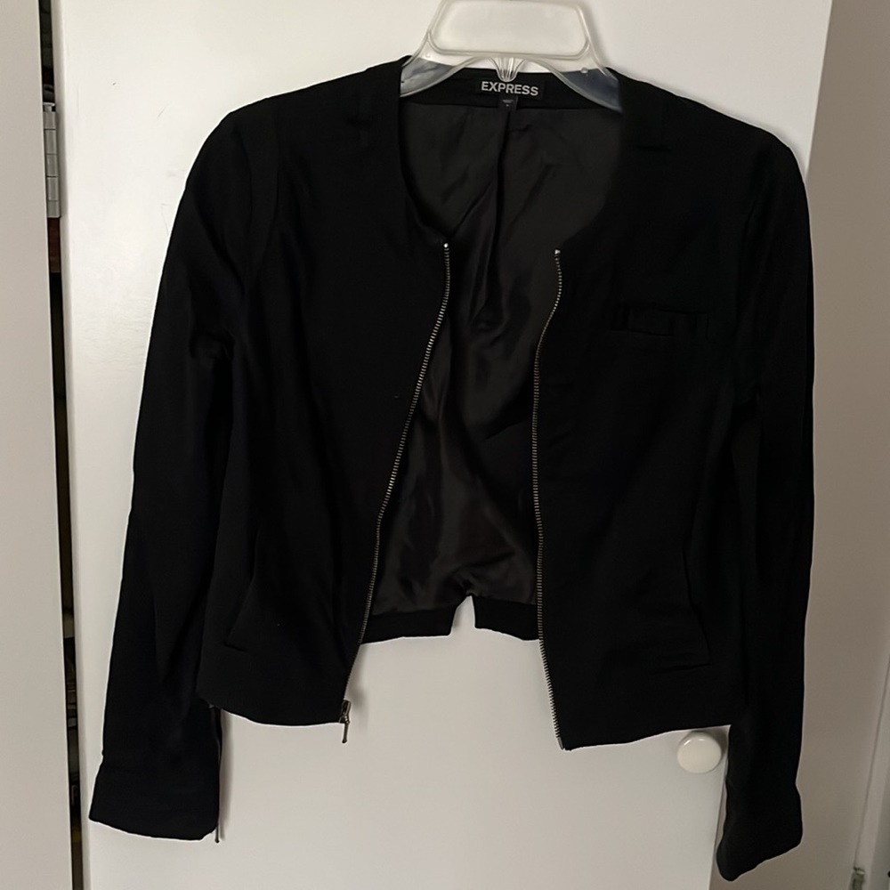 Express Jacket - Picture 2 of 4